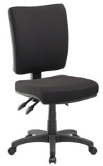Kancel�rska stoli�ka, penov� sedadlo, �ierny podstavec, MAYAH "Flash II Deluxe", �ierna